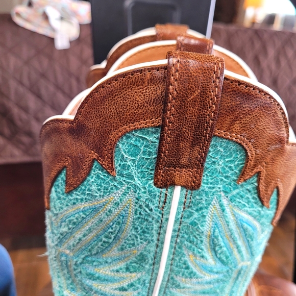 Ariat boots - Picture 8 of 8